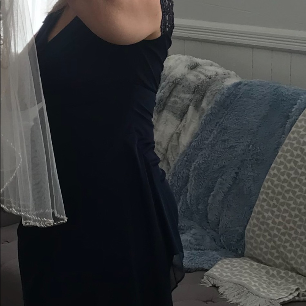 Navy formal dress, size 6 - Picture 7 of 7